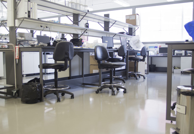 Faculdade de Ciêncisa Médicas U.L. – CASTANFLOOR ANTI-STATIC (1)