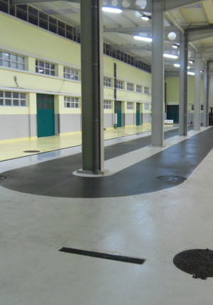 Doca Pesca de Setúbal – CASTANFLOOR PU F ANTIDERRAPANTE (1)